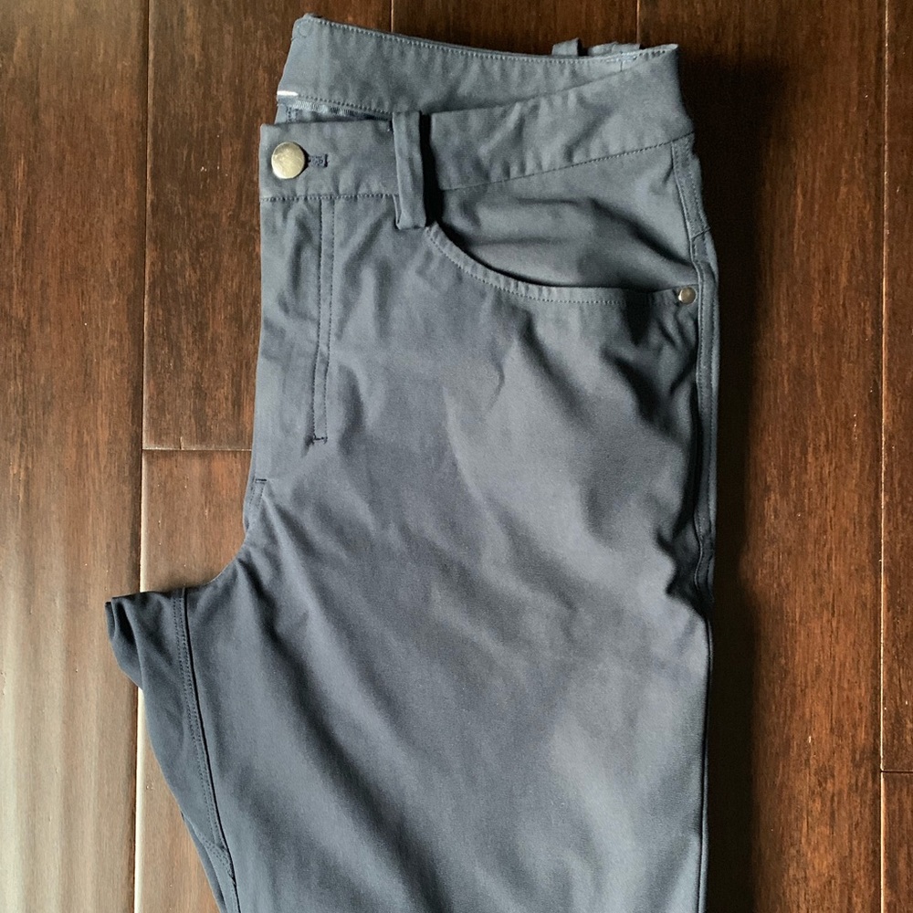 Lululemon Athletica ABC Pant Classic